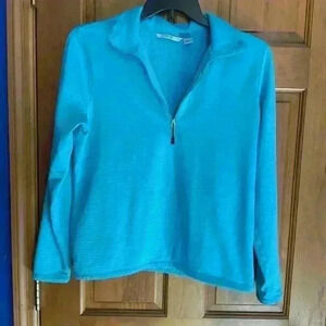 Izod women’s pullover